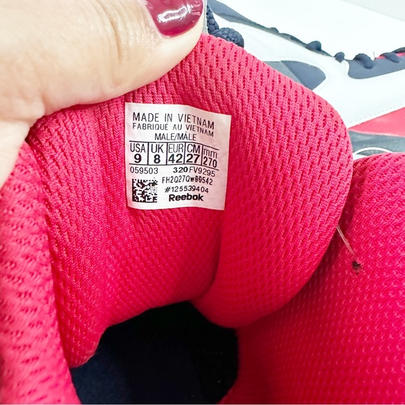 Reebok Kamikaze ll Men’s Basketball Shoes - Picture 8 of 8